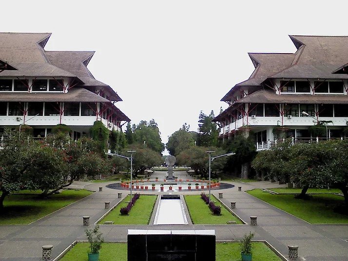 Institut Teknologi Bandung (pict from mbah google)